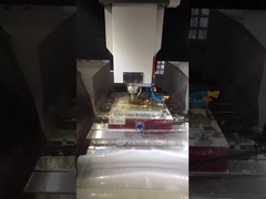 लेंस मॉडल